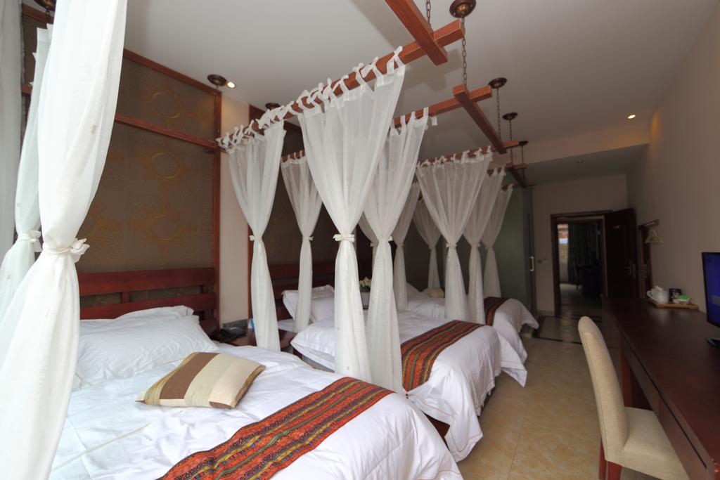 Panshan Tingquan Tuwo Holiday Resort Leshan Rum bild