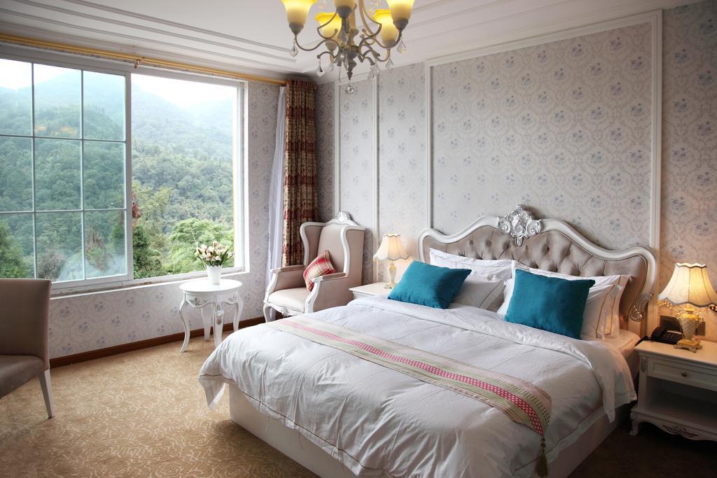 Panshan Tingquan Tuwo Holiday Resort Leshan Rum bild
